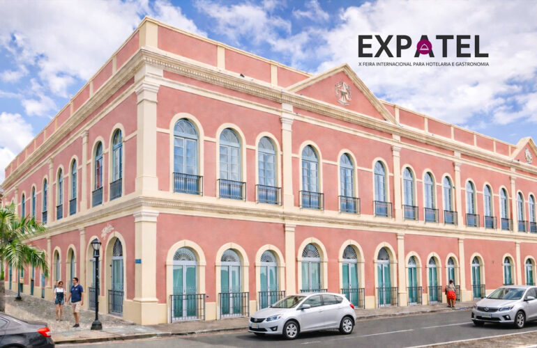 Fachada do hotel Vila Galé em São Luís, empreendimento histórico da rede portuguesa no Centro Histórico da capital maranhense.